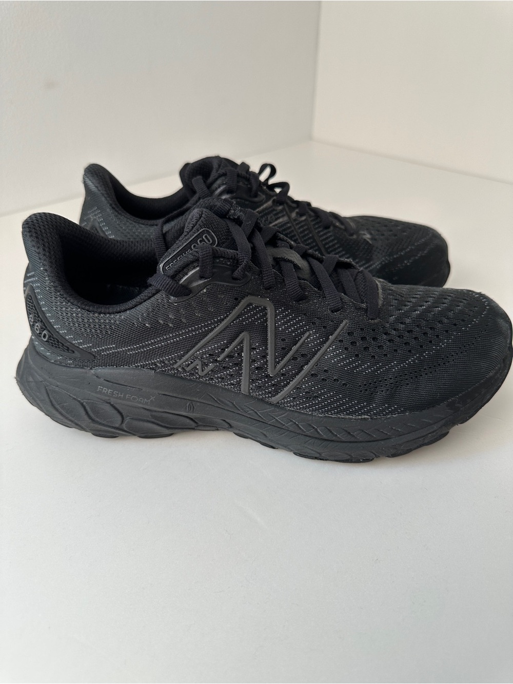 New Balance Fresh Foam X 860 v13 All Black Running Shoes Womens 8 Wide D